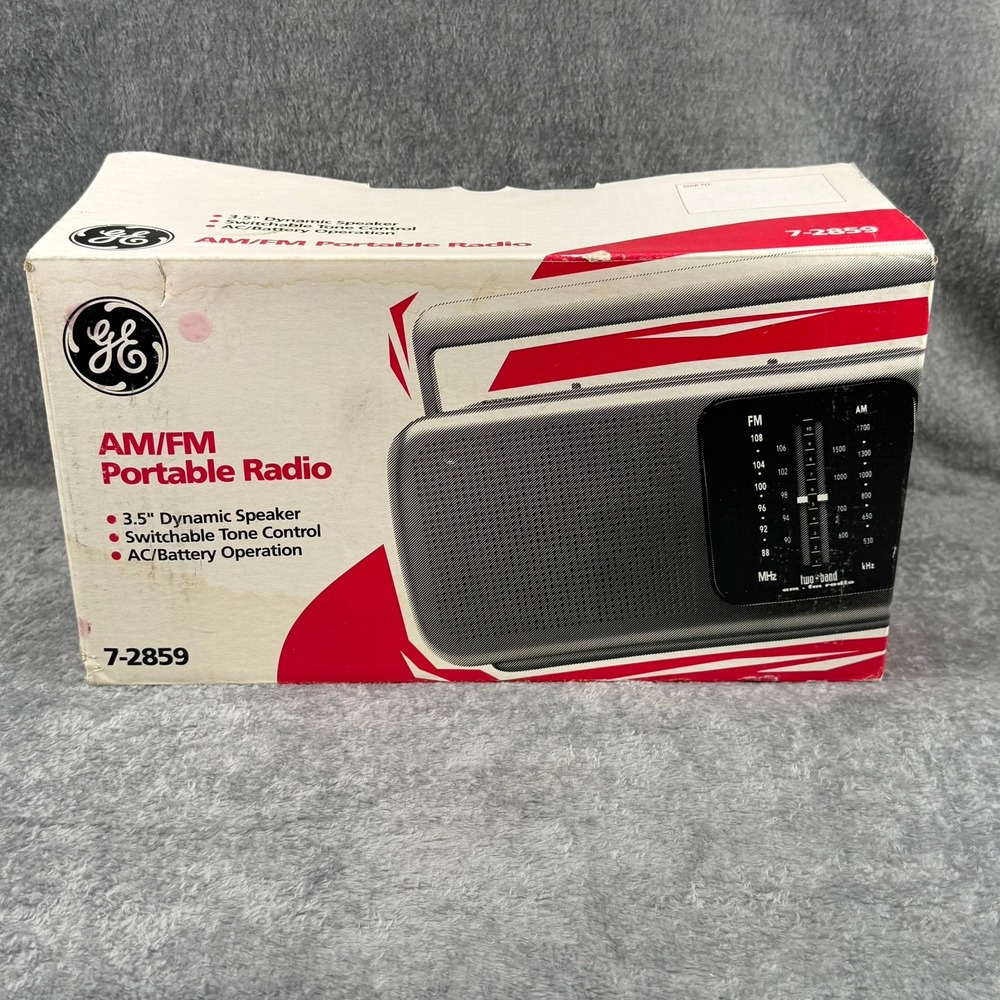 GE AM/FM Portable Radio NIB 7-2859 Black Vintage New Old Stock Dynamic Speaker